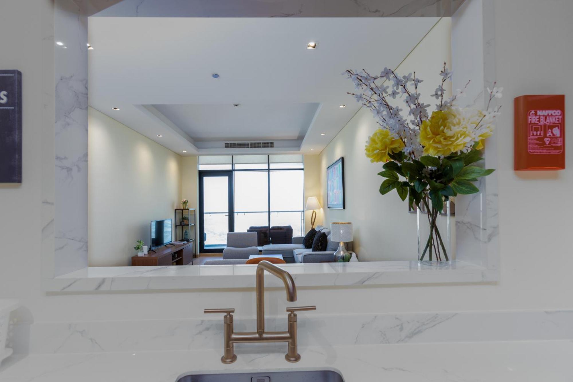 Modern 1Br Apartment, High Floor, Near Dubai Mall Екстериор снимка
