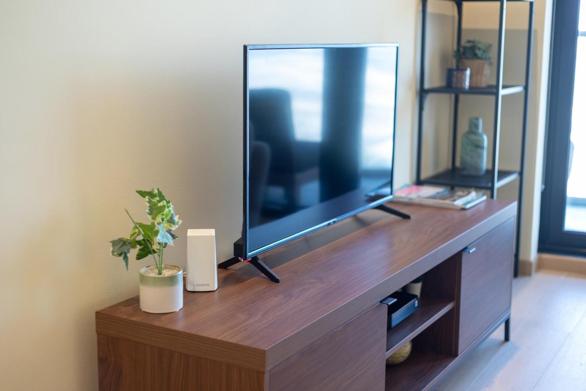 Modern 1Br Apartment, High Floor, Near Dubai Mall Екстериор снимка